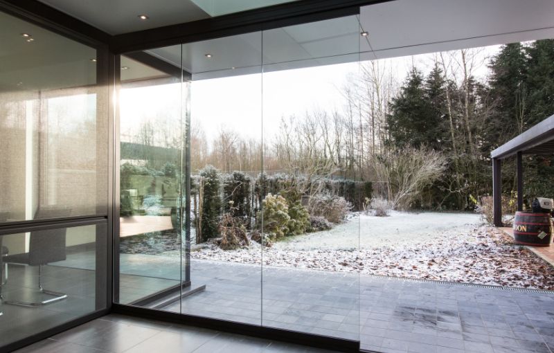 pauwels outdoor line veranda met glazen schuifwand